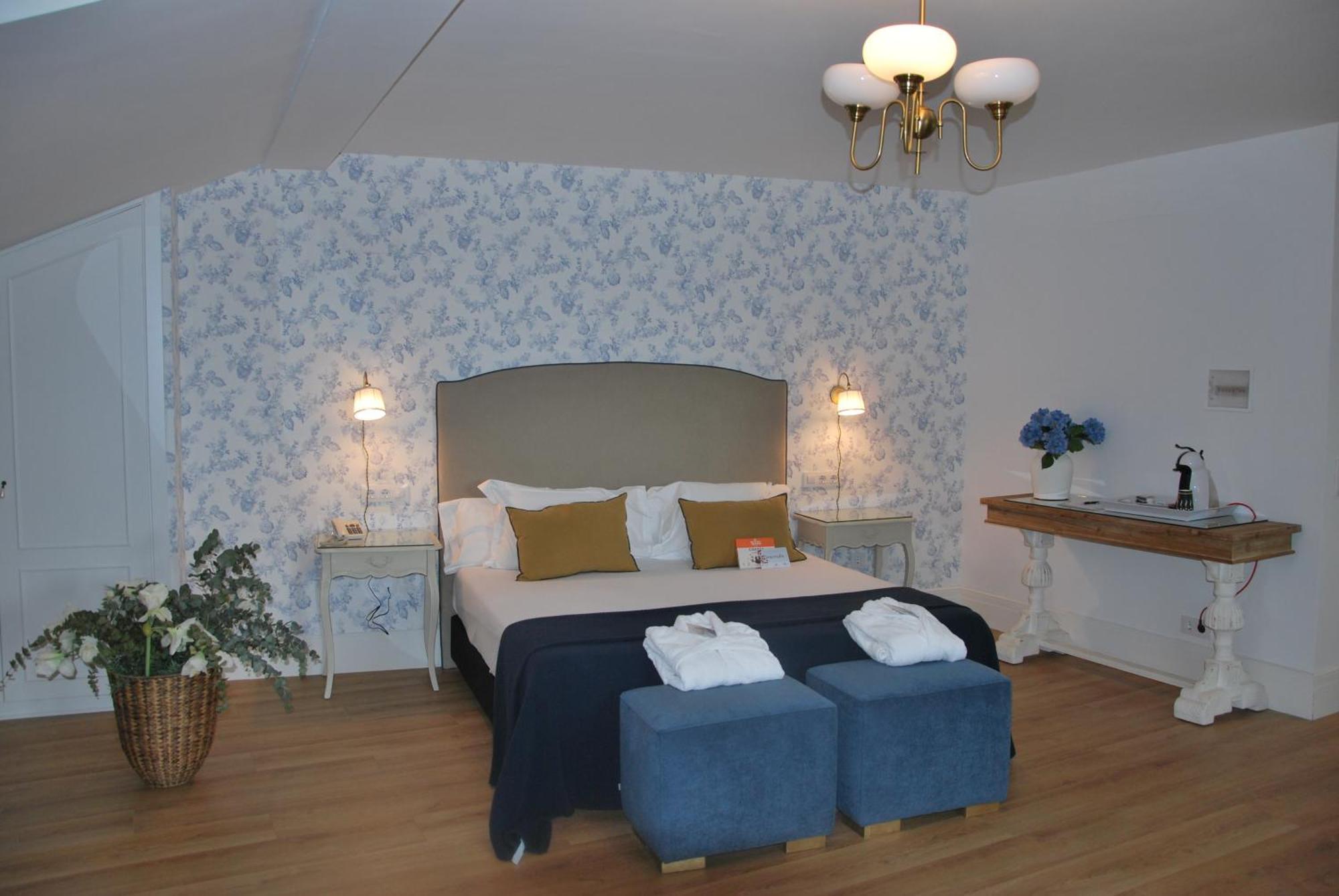 Infanta Isabel Hotel 3*
